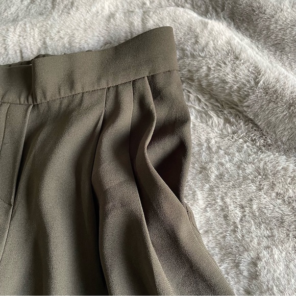 Babaton - Clifford Pant (Tuscan Olive) - Picture 6 of 11